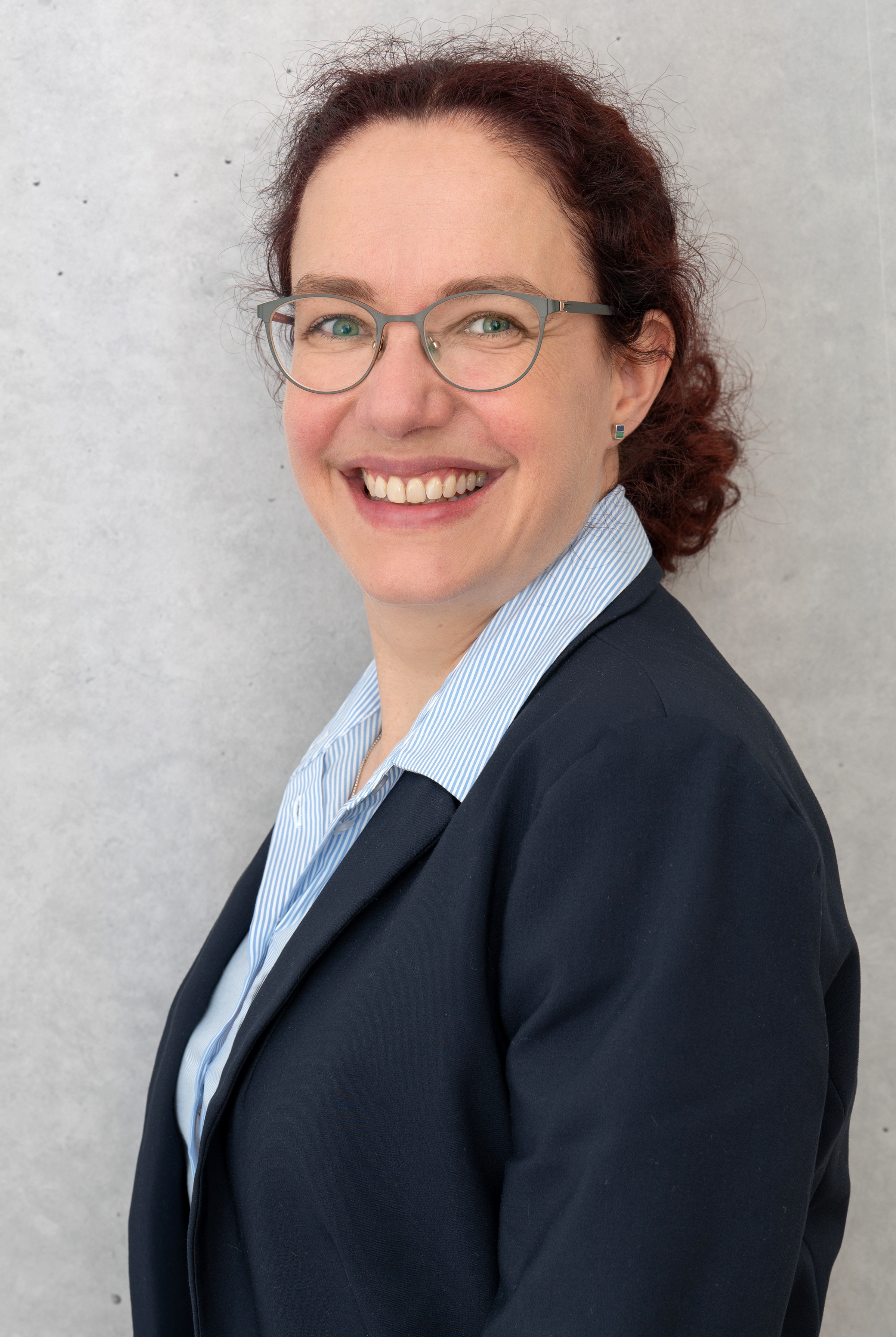 Dr. Julia Grießinger